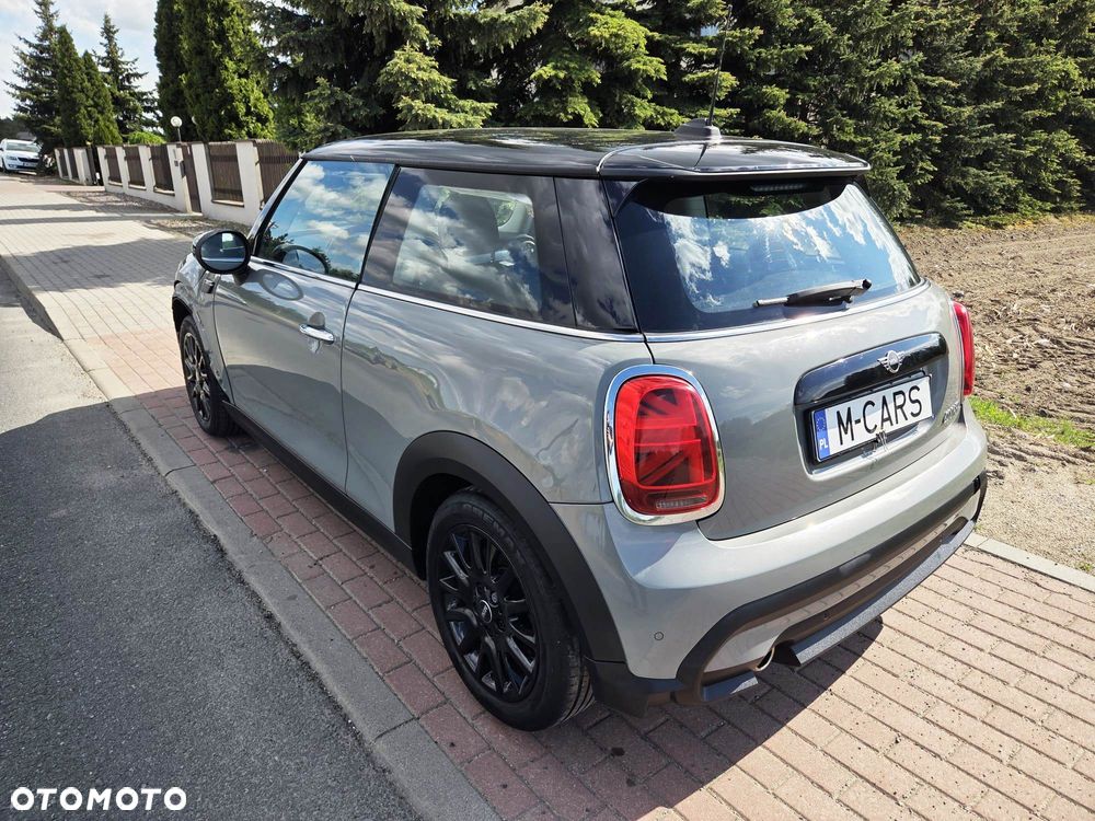 MINI Countryman Cooper Essential Trim - 1