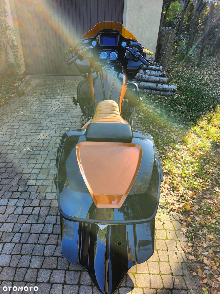 Harley-Davidson Touring Road Glide - 13
