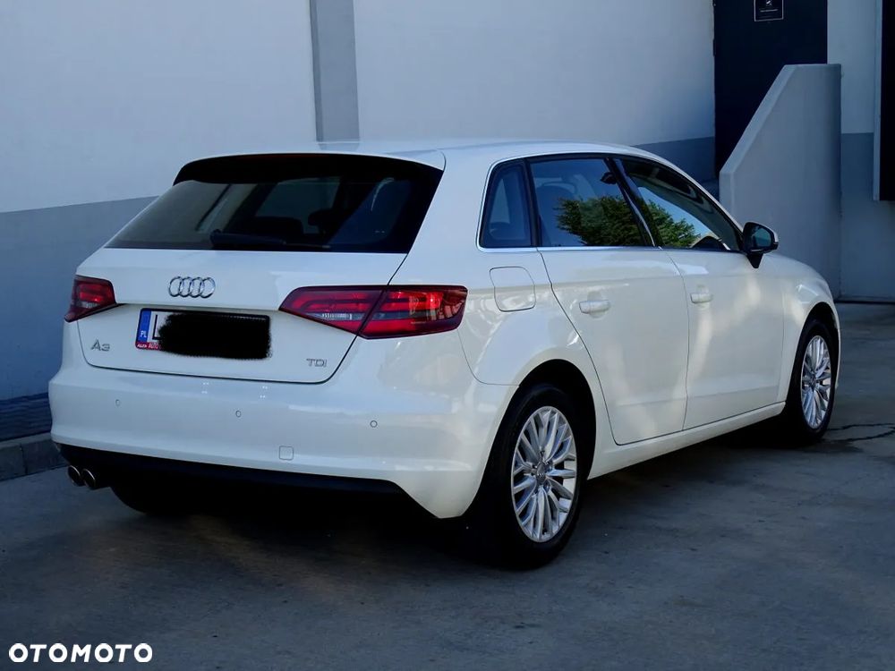 Audi A3 Sportback 2.0 TDI - 6