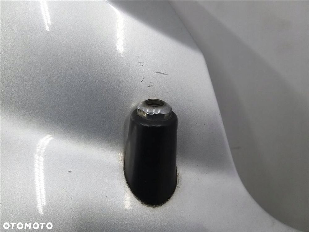 Błotnik przedni prawy Kia Sorento I 2002-2009 - 2