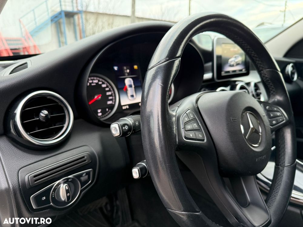 Mercedes-Benz C - 19