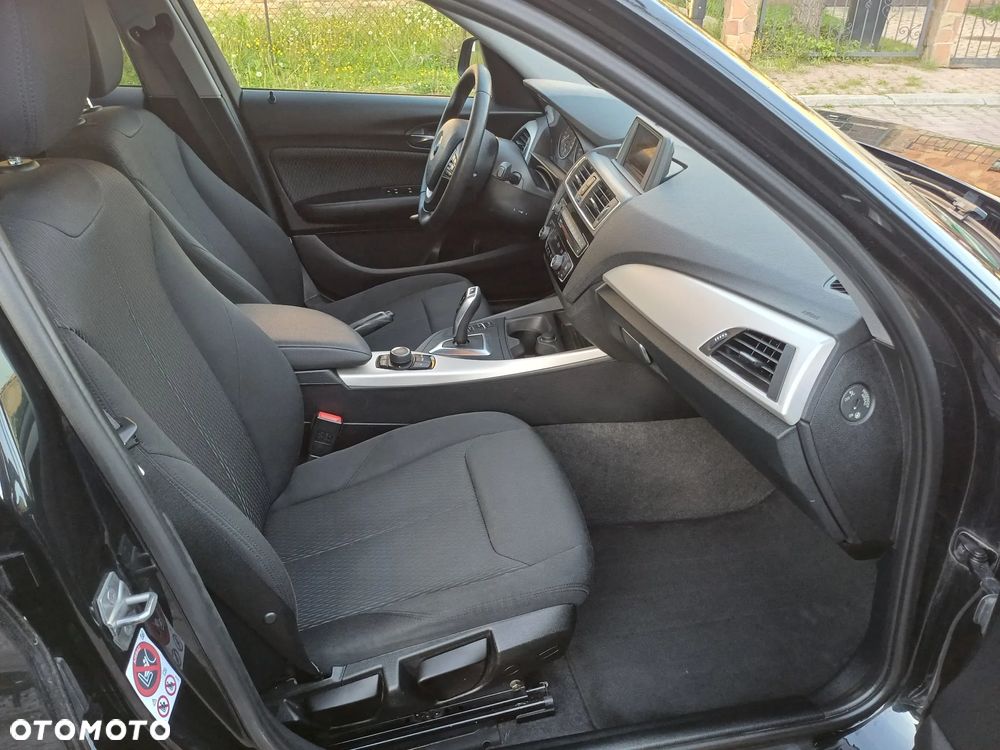 BMW Seria 1 118i Sport Line - 15