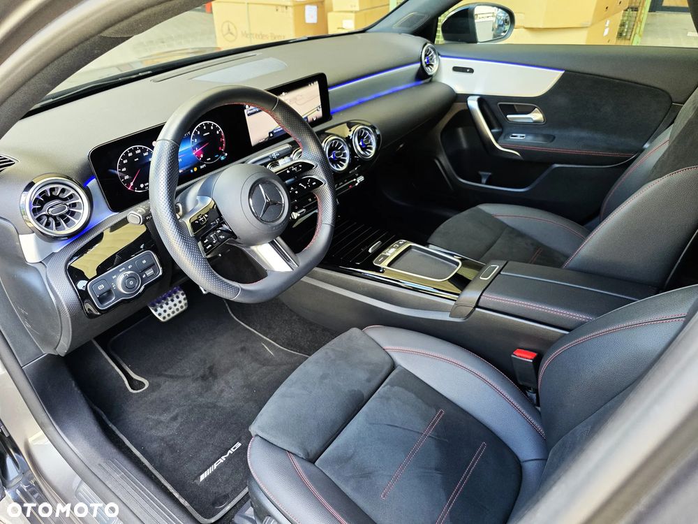 Mercedes-Benz Klasa A 200 AMG Line 7G-DCT - 16