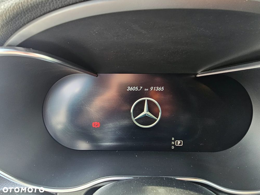Mercedes-Benz GLC - 23