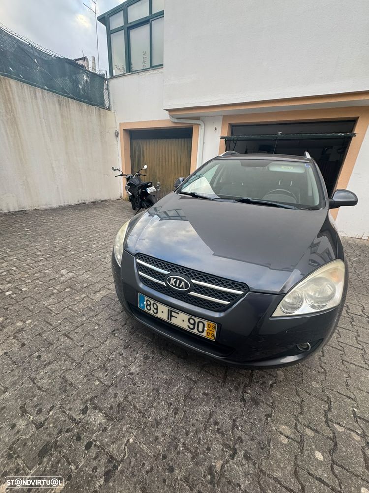 Kia Ceed SW 1.6 CRDi TX ISG - 4