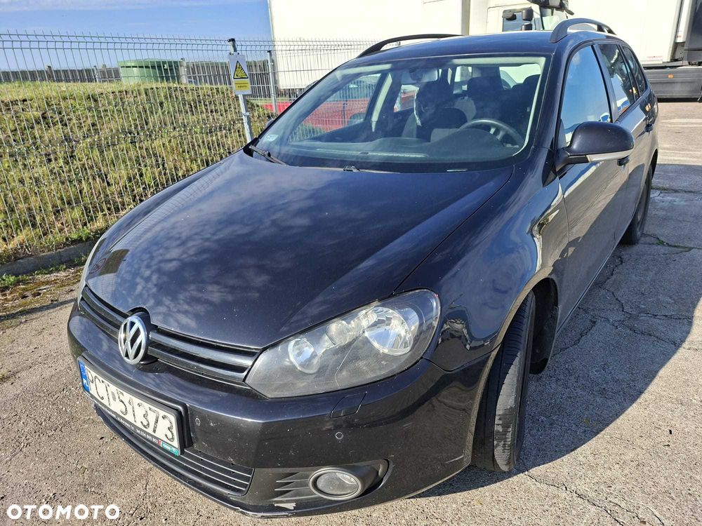 Volkswagen Golf - 1