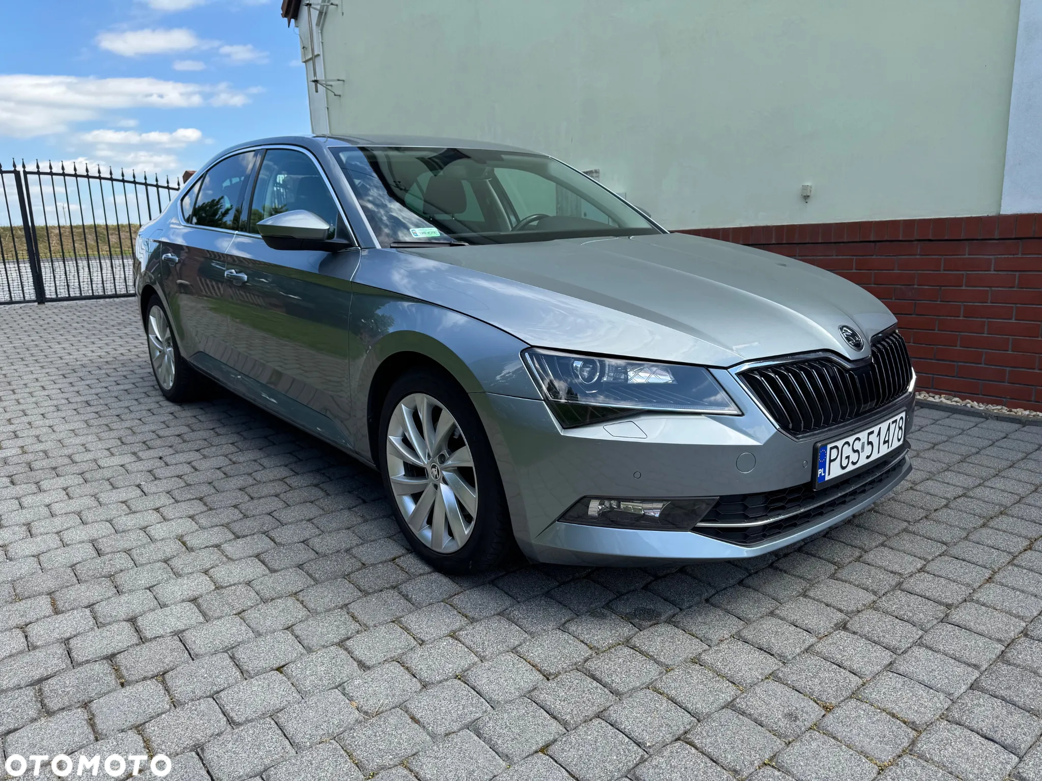 Skoda Superb 2.0 TDI Ambition DSG - 3