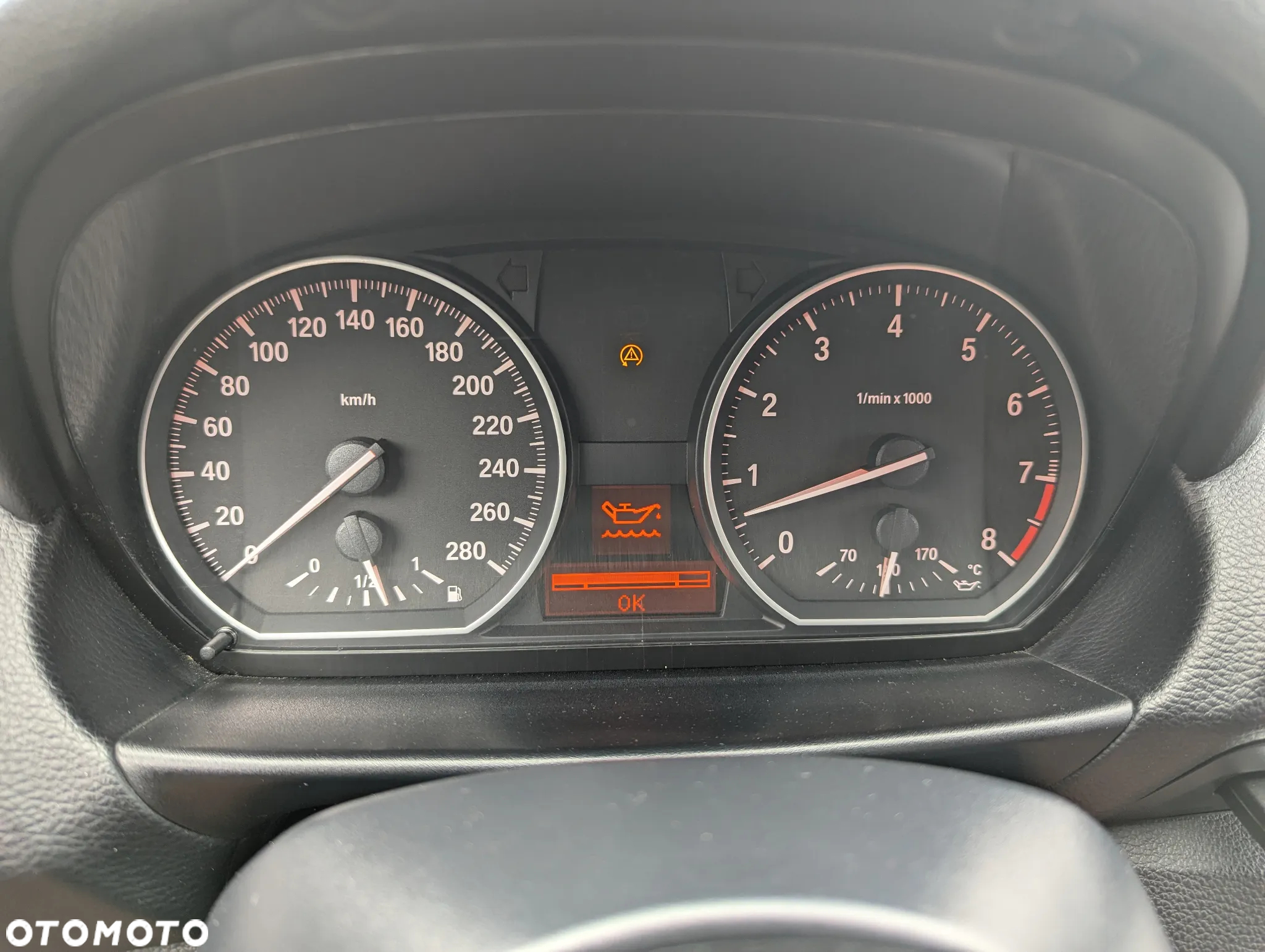 BMW Seria 1 130i - 25