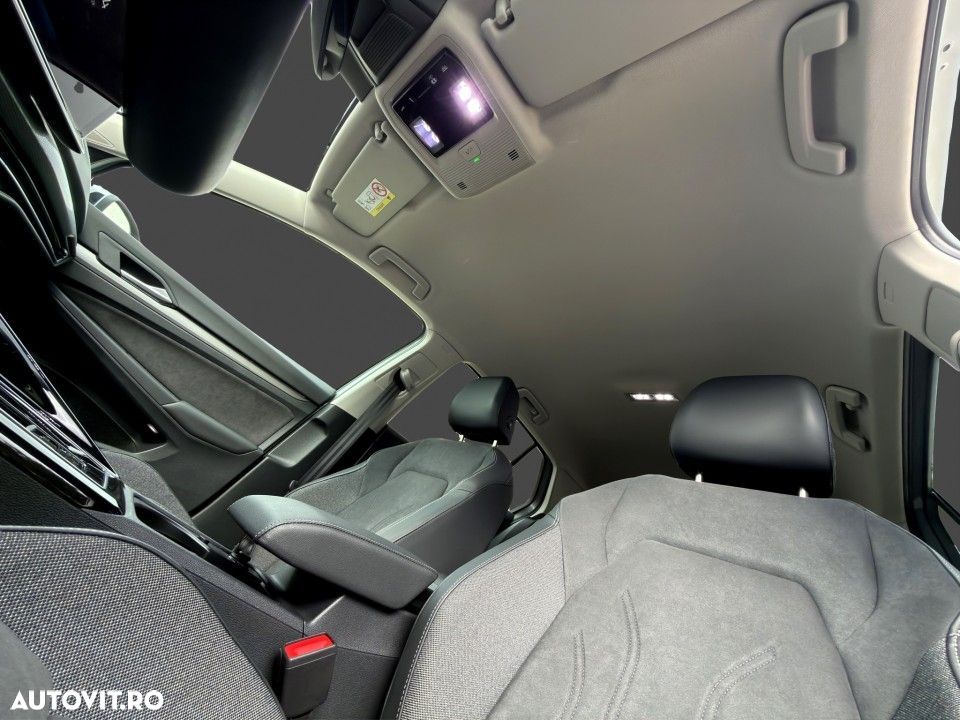 VOLKSWAGEN Golf 2026 — imagine 20