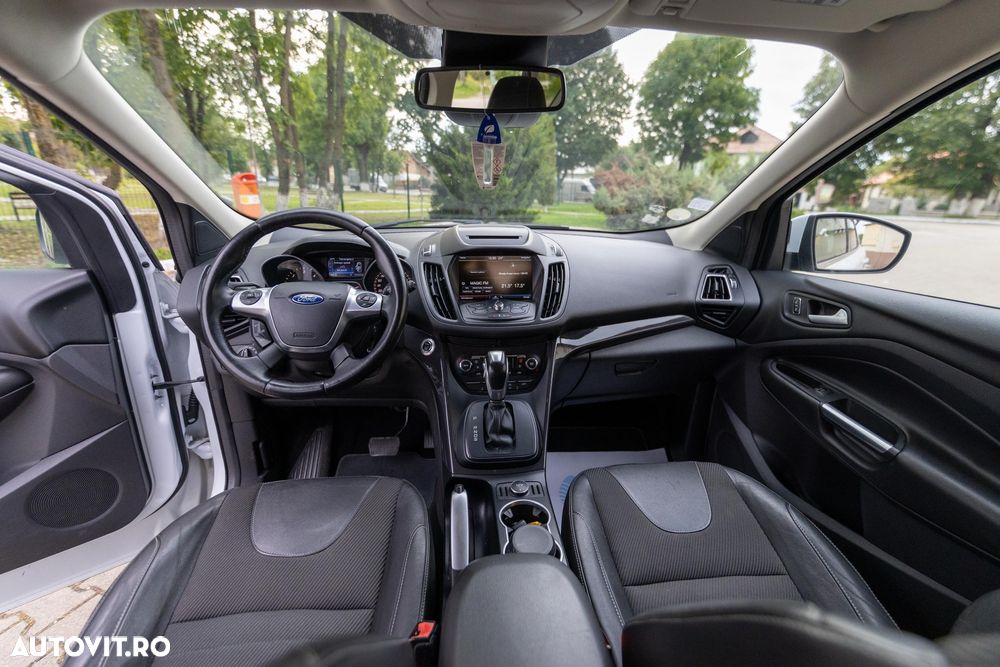 Ford Kuga 2.0 TDCi 4x4 Aut. Titanium - 12