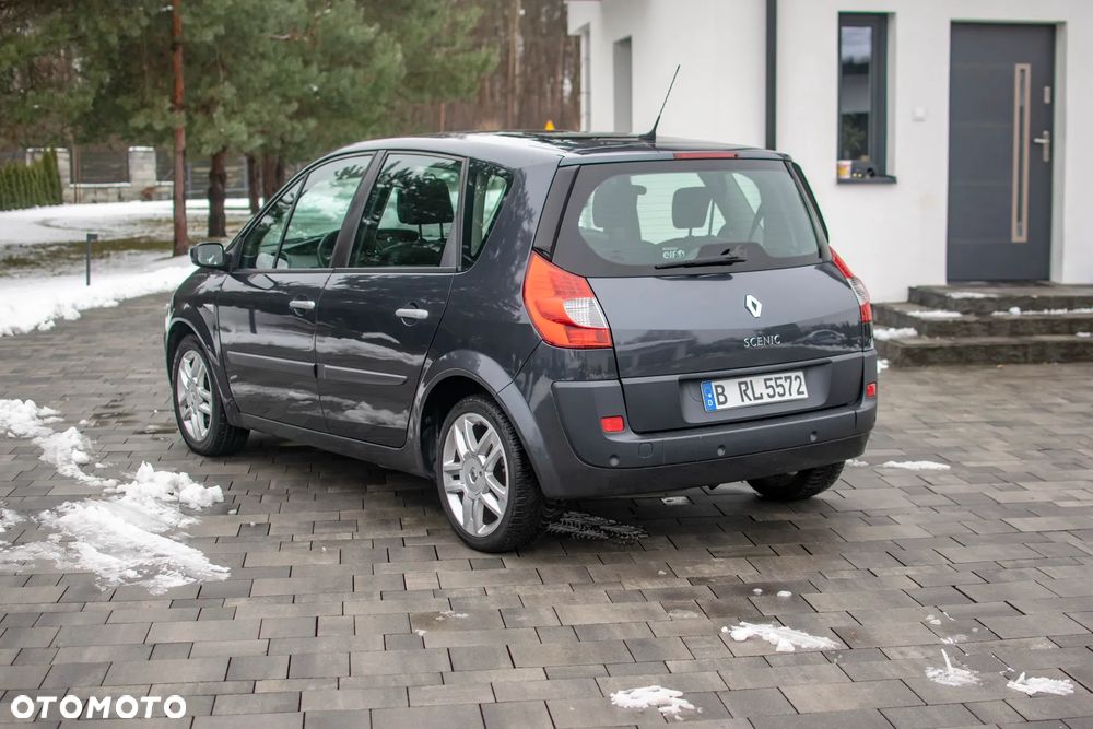Renault Scenic - 24