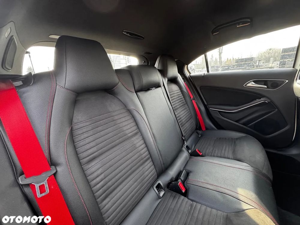 Mercedes-Benz Klasa A ver-180-d-edition-1-7g--dct - 28