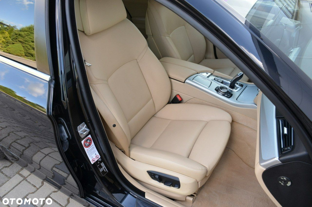 BMW Seria 5 - 29