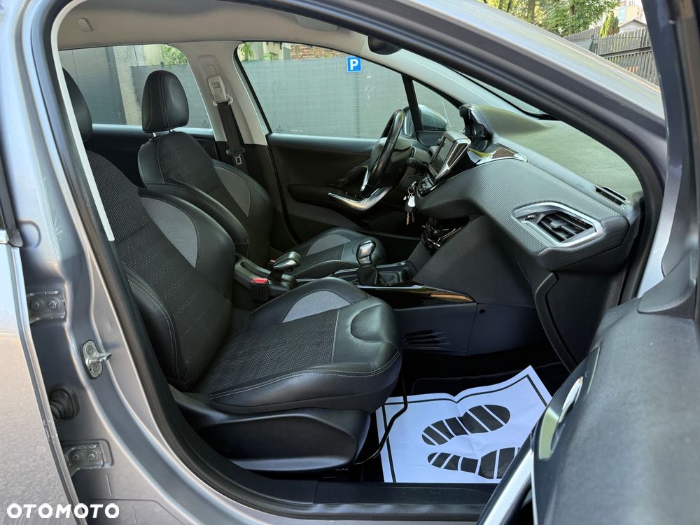 Peugeot 2008 1.2 Pure Tech GPF Crossway S&S - 35