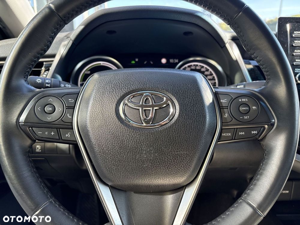 Toyota Camry 2.5 Hybrid Comfort CVT - 21