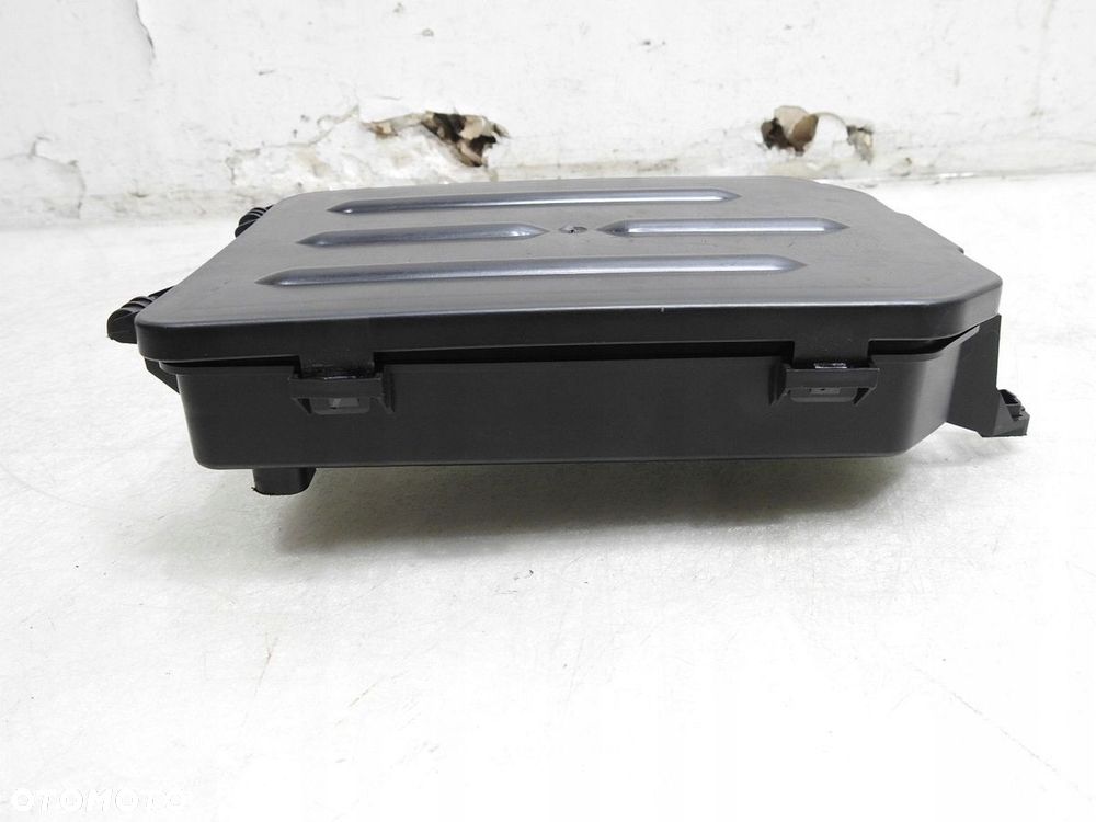 OBUDOWA MODUŁU KOMFORTU AUDI A4 B7 8E0927355 - 2