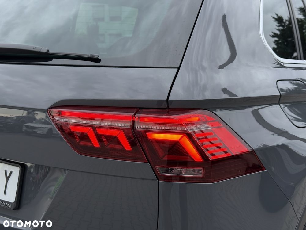 Volkswagen Tiguan - 12