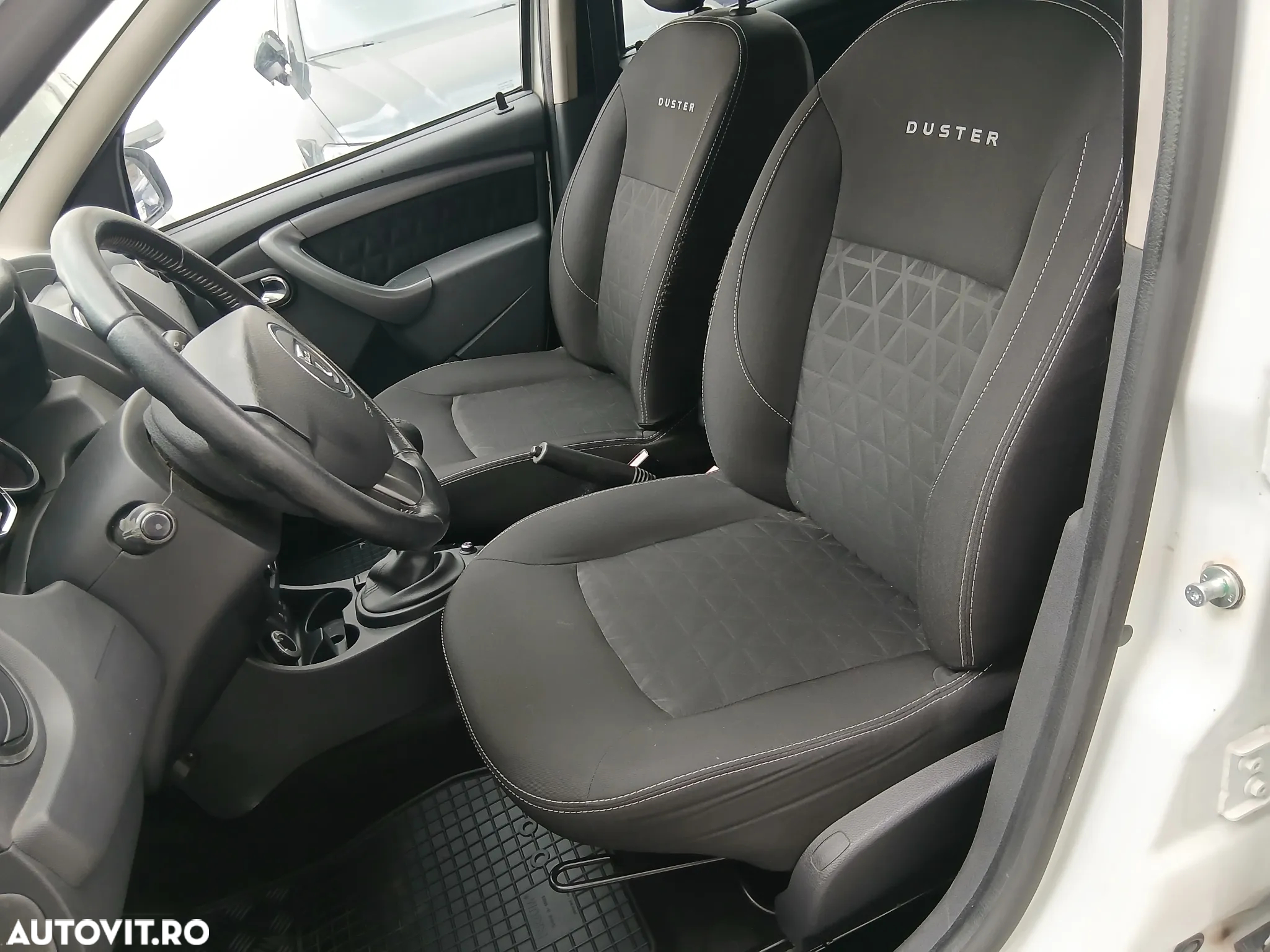 Dacia Duster 1.5 dCi 4x4 Laureate - 7