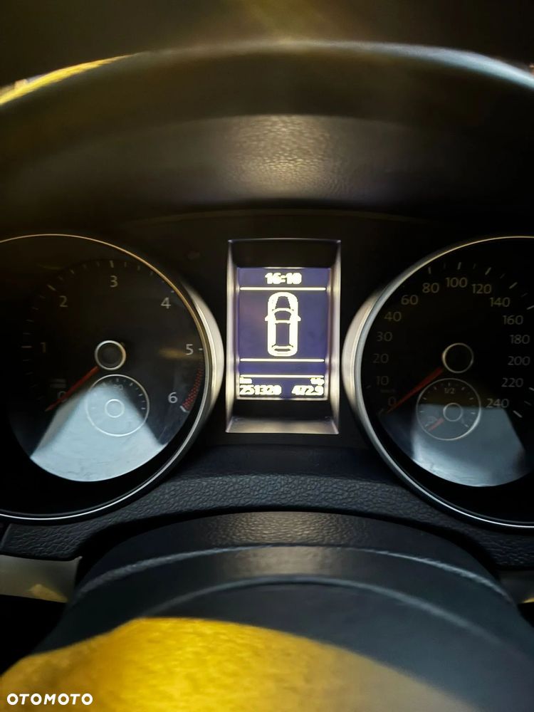 Volkswagen Golf 1.6 TDI Comfortline - 18