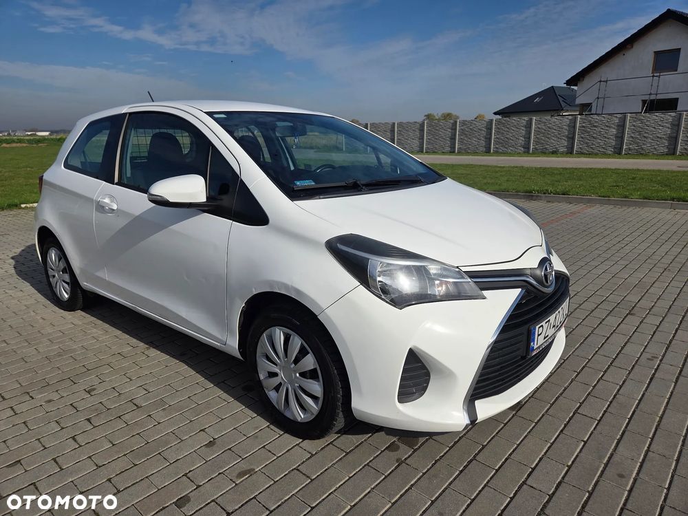 Toyota Yaris 2016 photo 4
