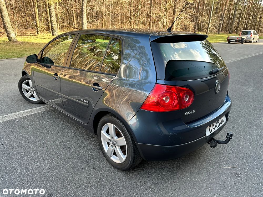 Volkswagen Golf 1.6 United - 16