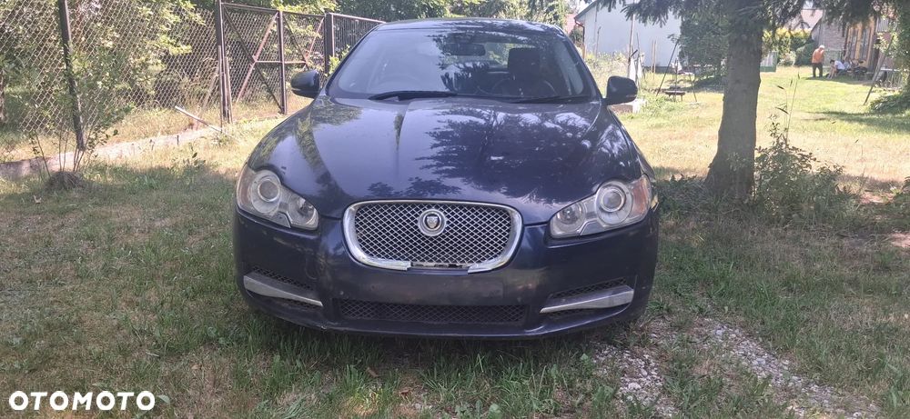 Jaguar XF - 3