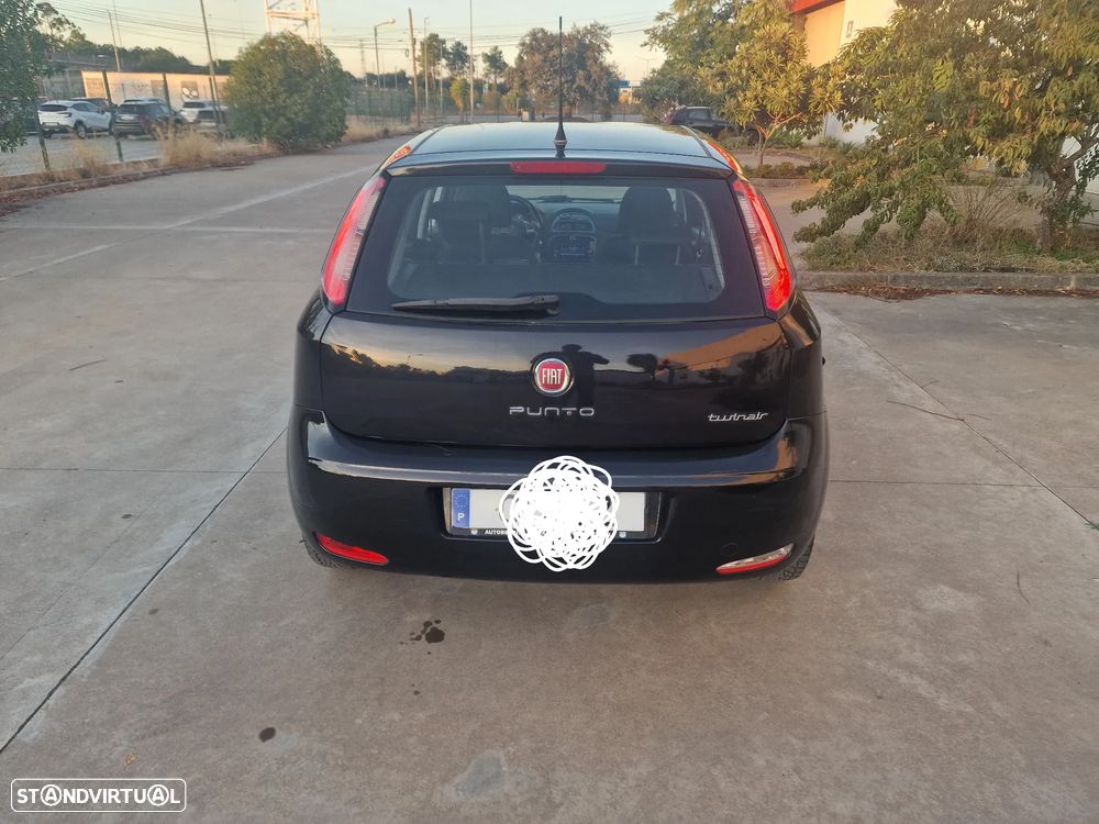 Fiat Punto 0.9 8V TwinAir Lounge Start&Stop - 2