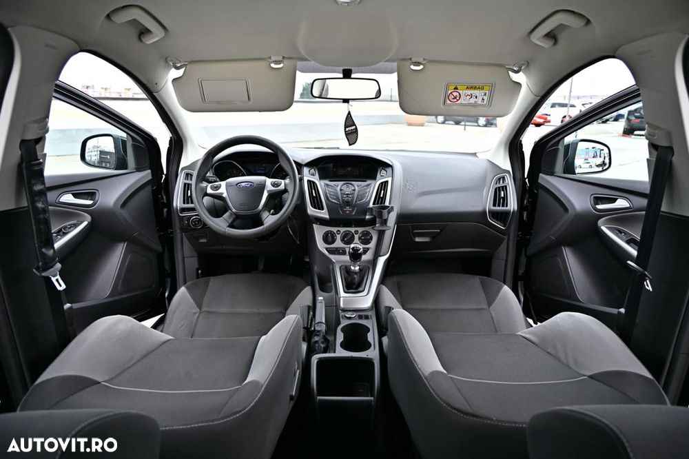 Ford Focus - 9