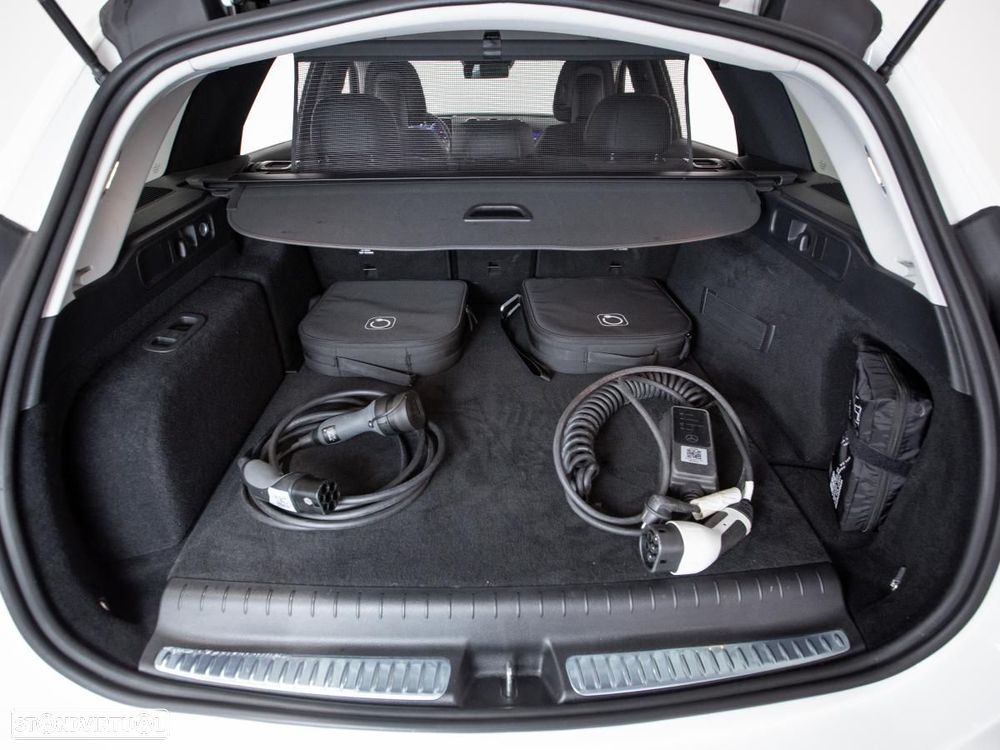 Mercedes-Benz C 300 e Avantgarde - 12