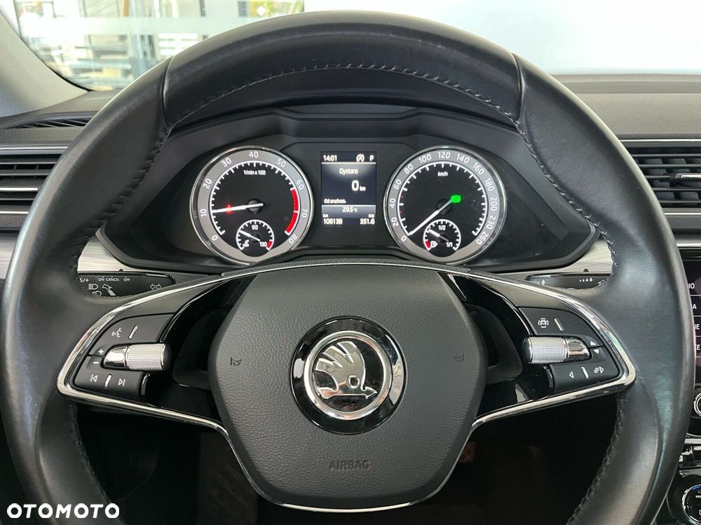 Skoda Superb 2.0 TSI Ambition DSG - 23