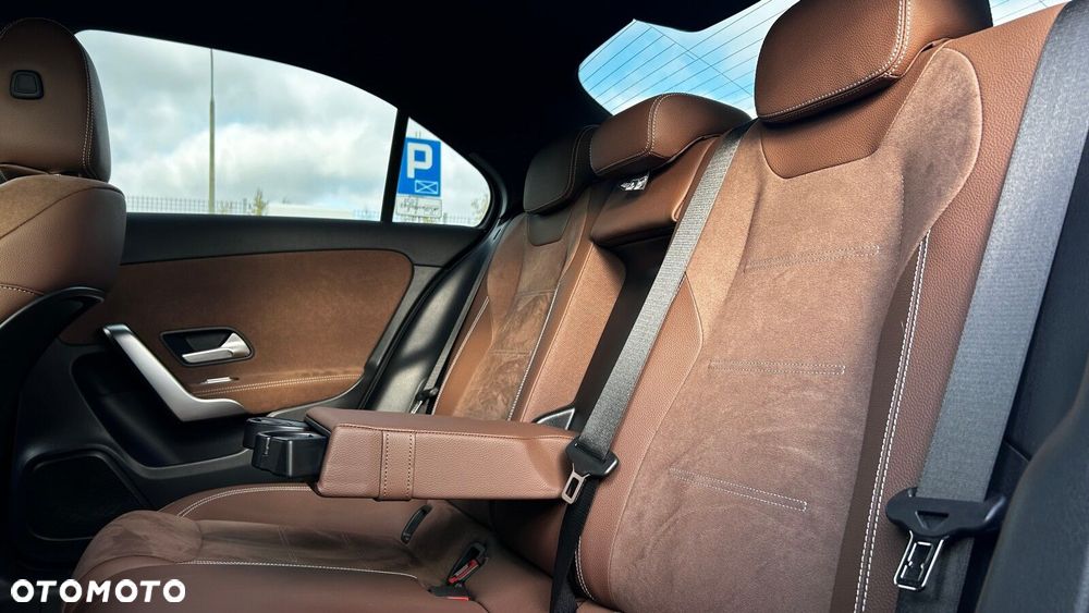 Mercedes-Benz Klasa A 200 AMG Line 7G-DCT - 21
