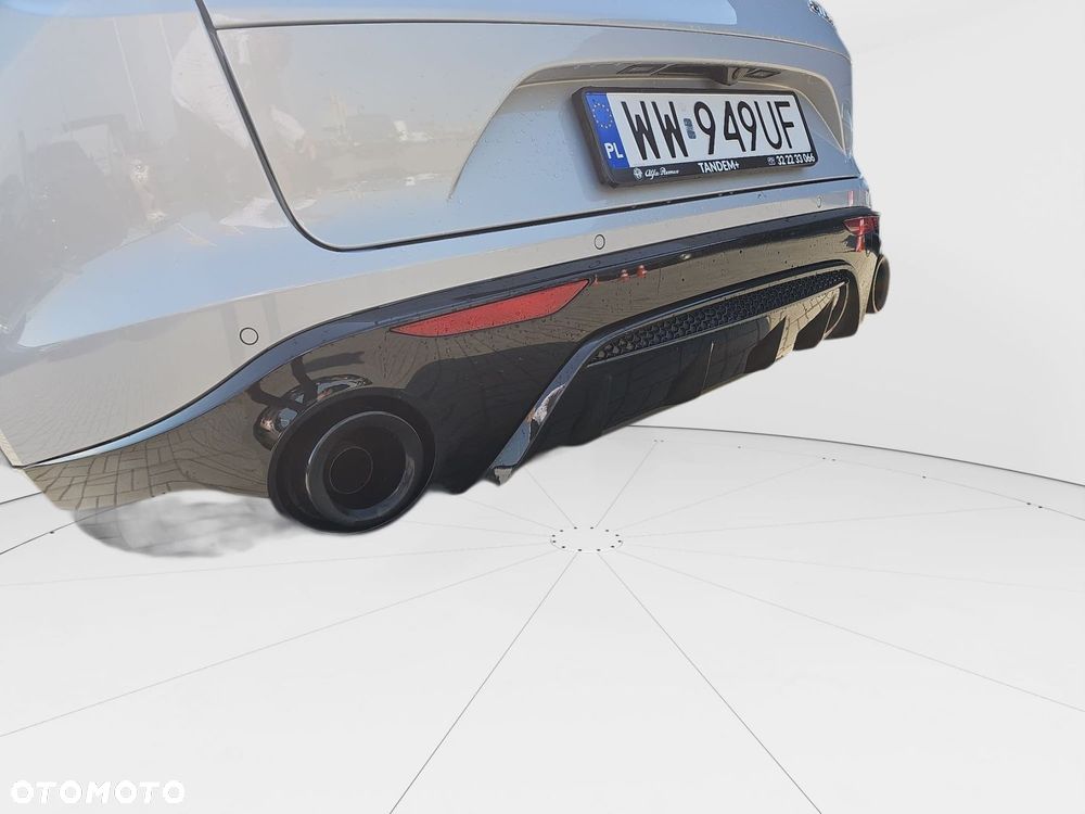 Alfa Romeo Stelvio 2.0 Turbo Veloce Q4 - 17
