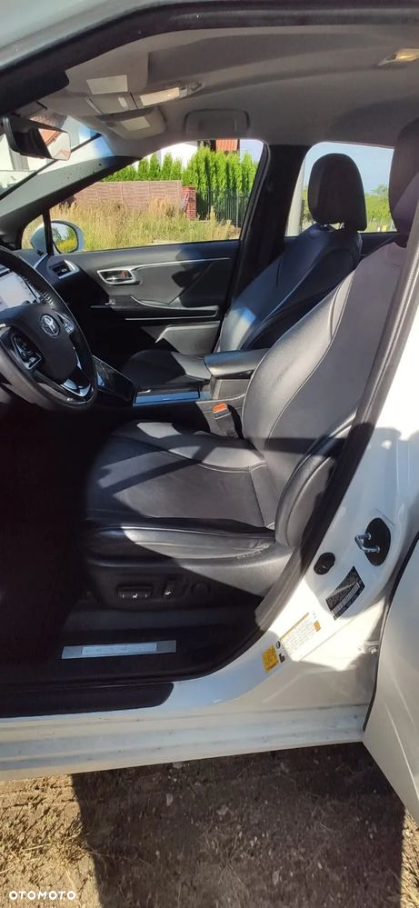 Toyota Mirai Advanced - 20