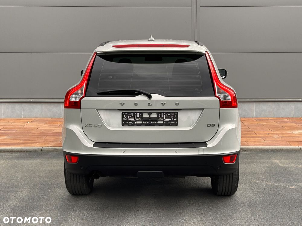 Volvo XC 60 D4 Geartronic Momentum - 5