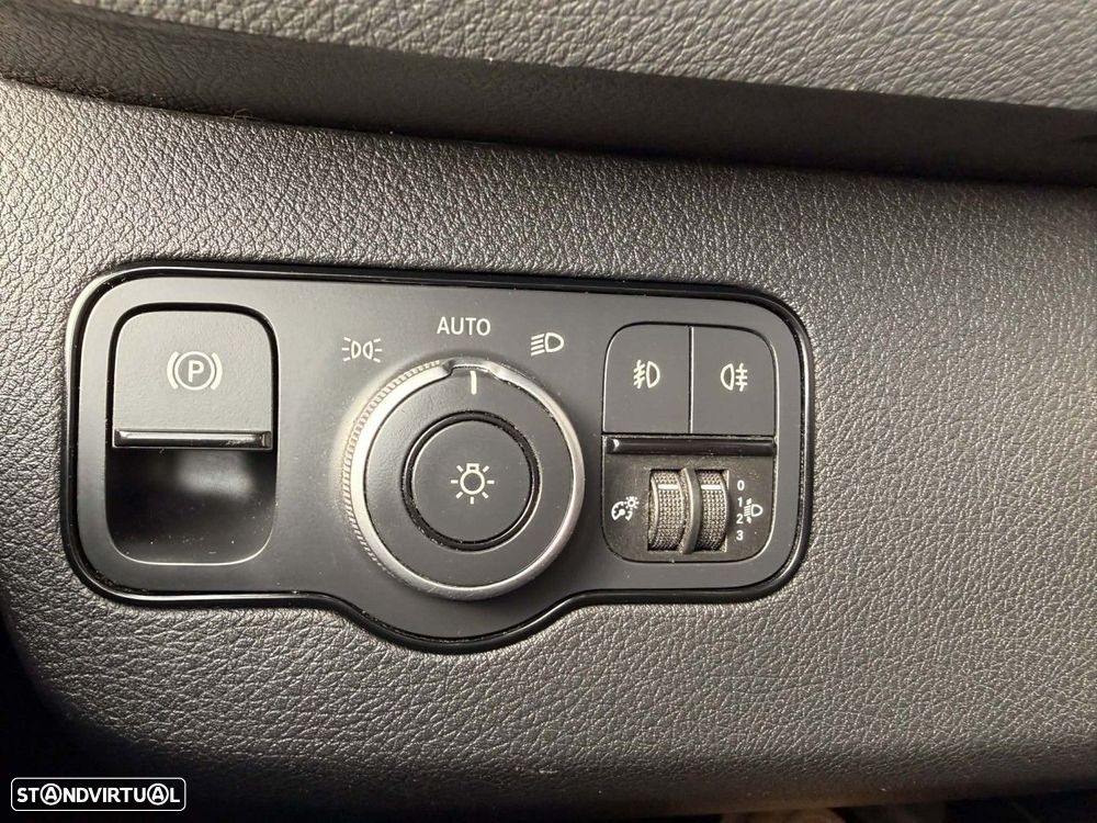 Mercedes-Benz Sprinter 312/39 - 15