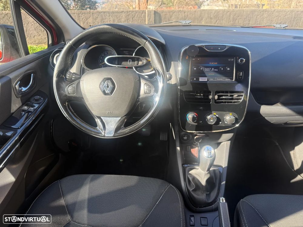 Renault Clio ENERGY TCe 90 Start & Stop Experience - 17