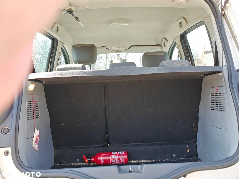 Renault Thalia 1.6 16V All Inclusive - 15