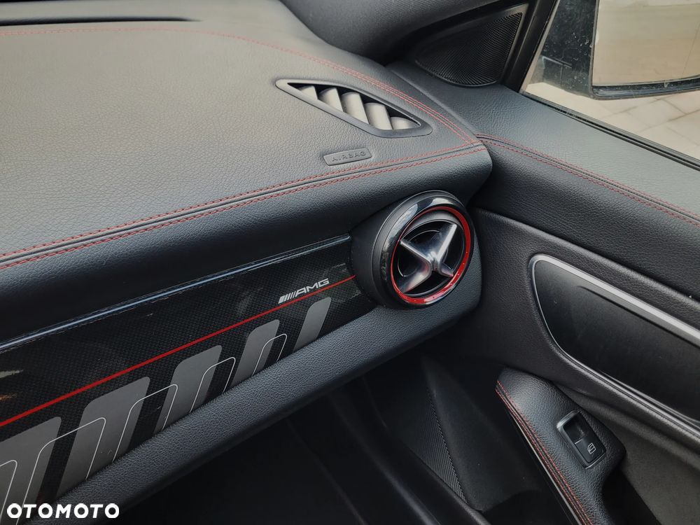 Mercedes-Benz CLA AMG 45 4Matic AMG Speedshift DCT 7G - 16