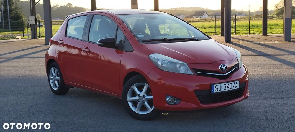 Toyota Yaris - 25