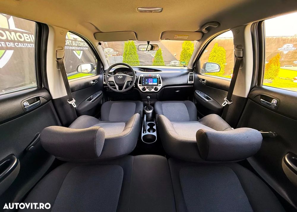 Hyundai i20 1.2 Trend - 23