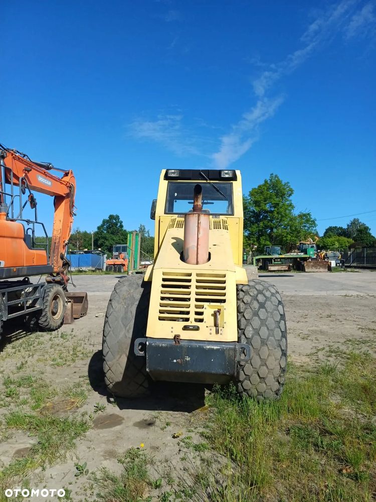 Bomag BW211D-3 - 4