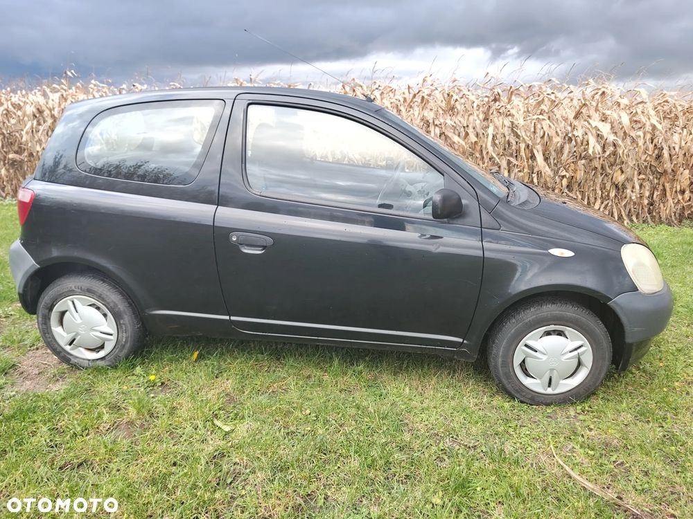 Toyota Yaris - 7