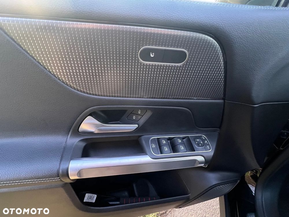 Mercedes-Benz GLB 220 d Edition 1 8G-DCT - 14