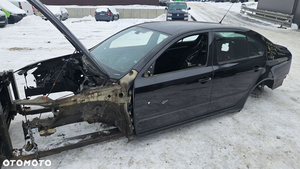 drzwi tył lewe skoda octavia ii hb kolor lf9r - 1