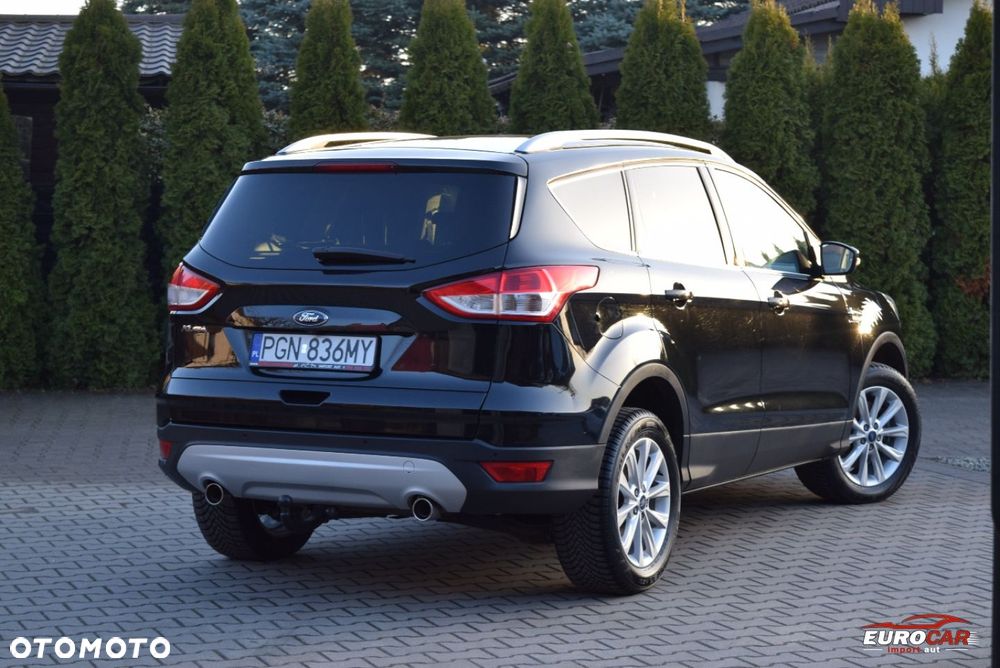Ford Kuga 2.0 TDCi 2x4 Titanium - 8