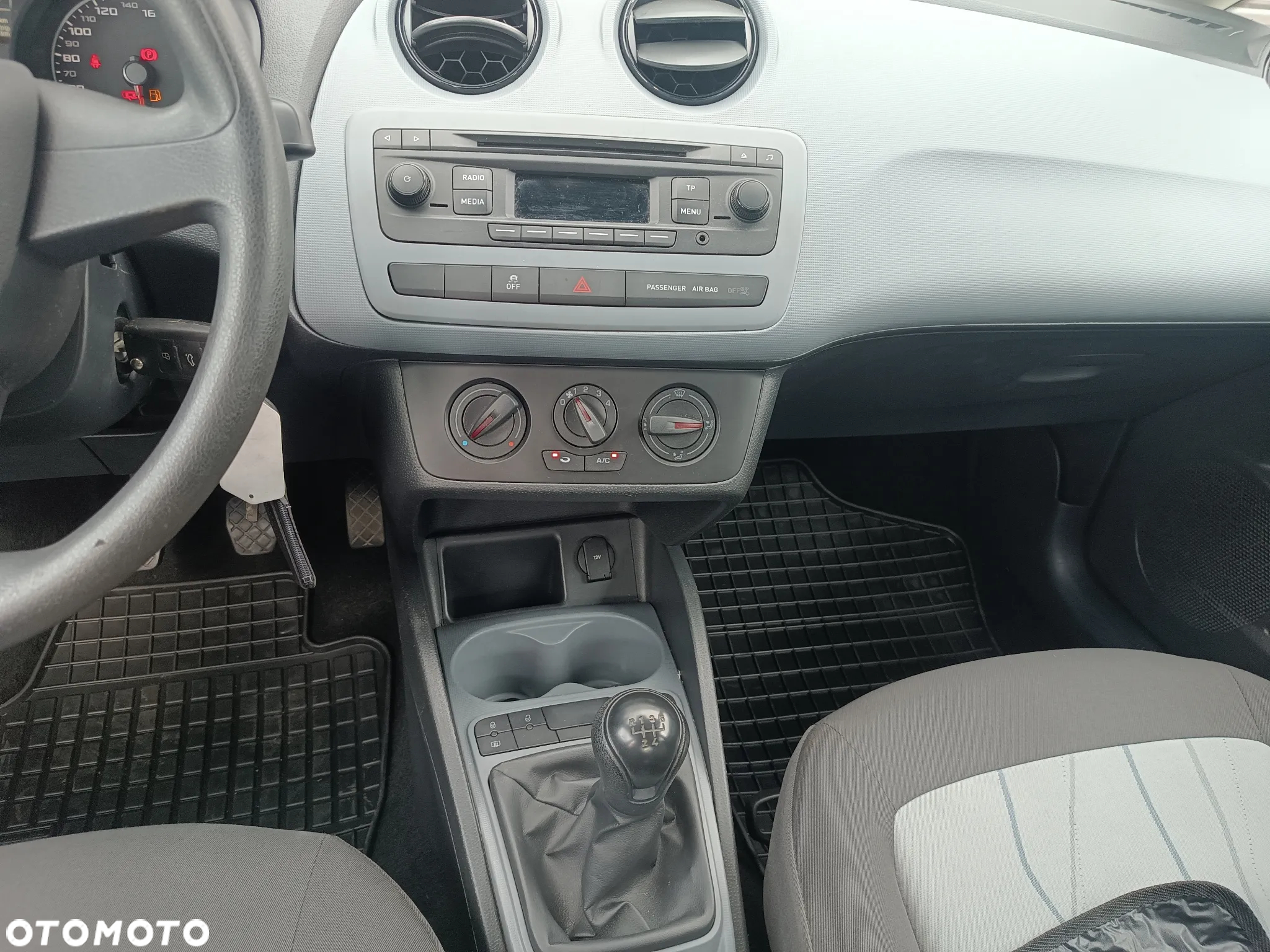 Seat Ibiza 1.2 12V Reference - 17