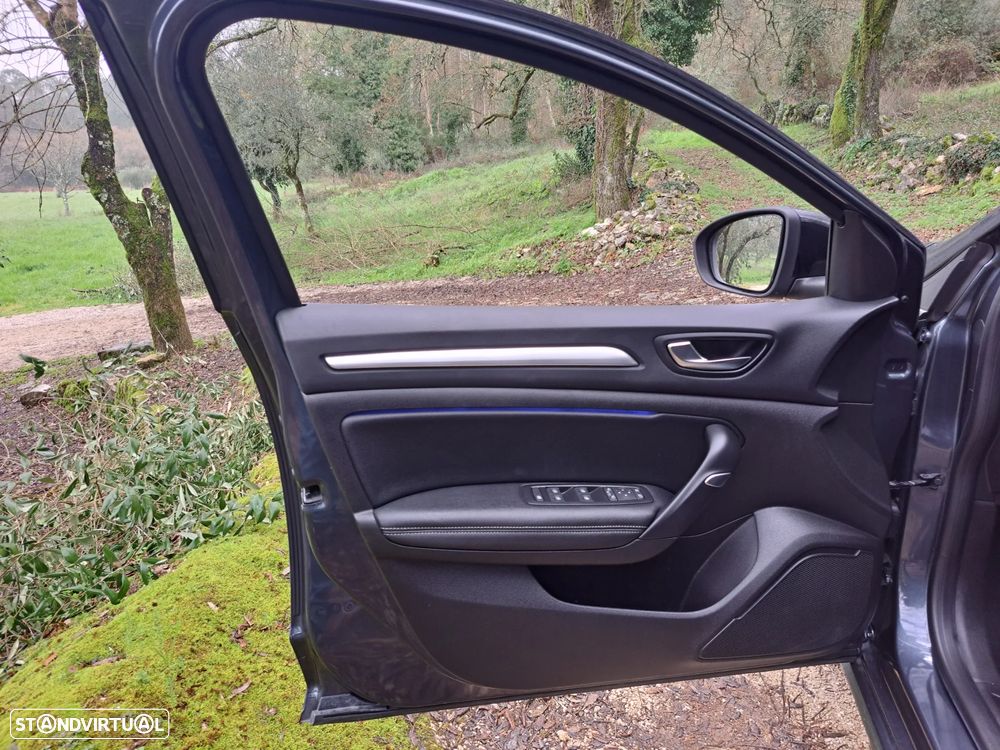 Renault Mégane Sport Tourer 1.3 TCe Techno EDC - 6