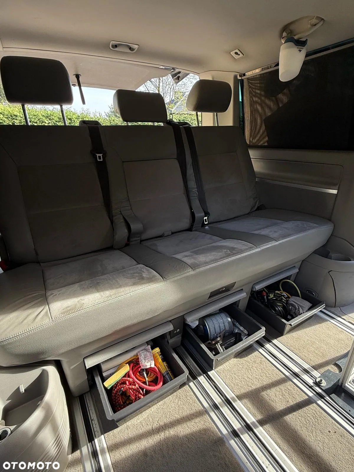 Volkswagen Multivan - 3