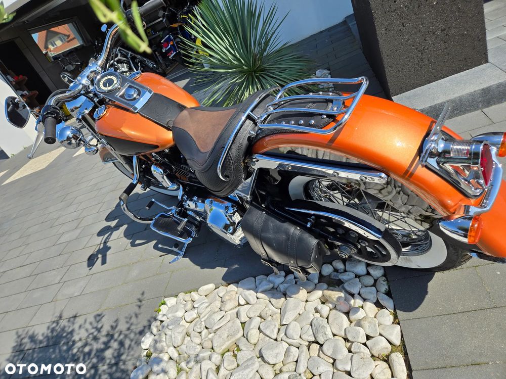Harley-Davidson Softail Deluxe - 21
