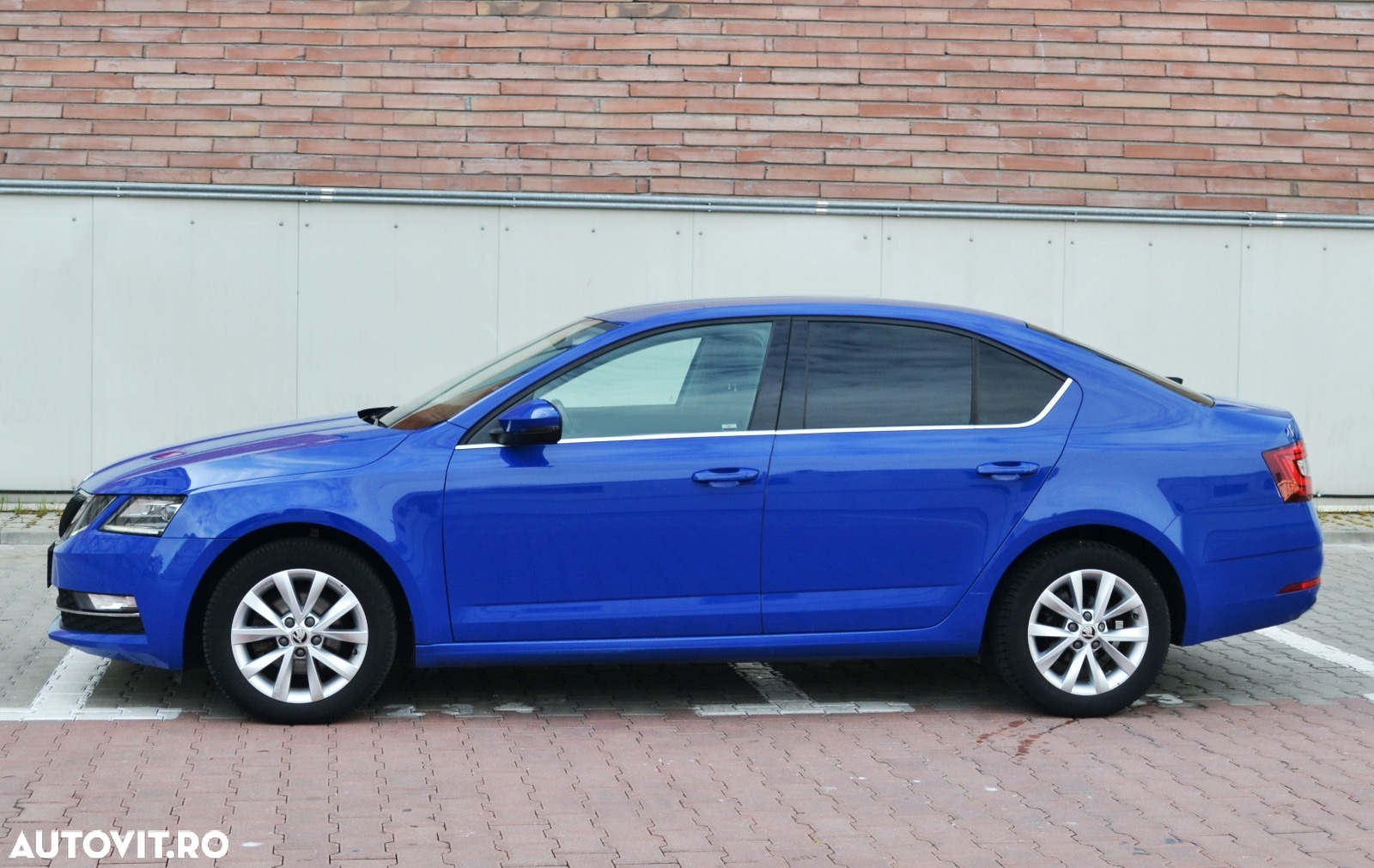 Skoda Octavia 1.6 TDI DSG Style - 5